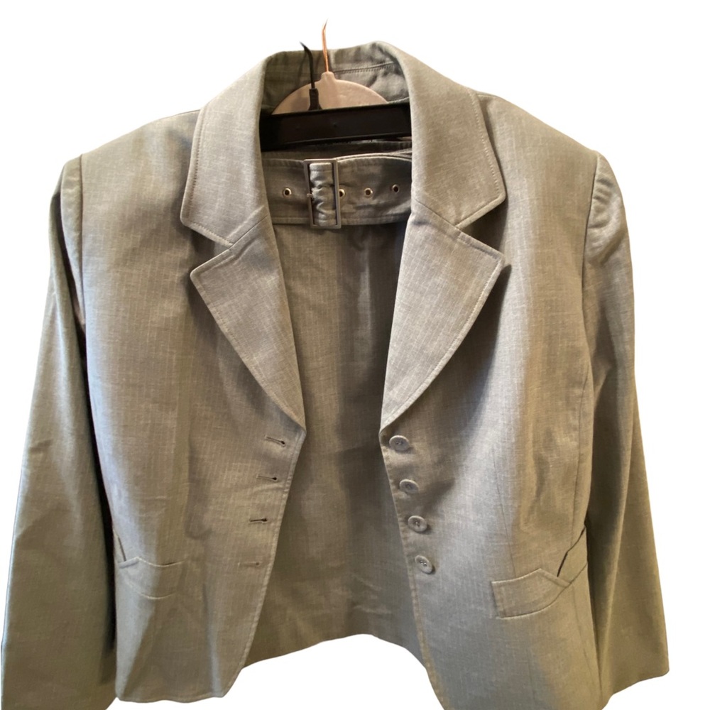 Tahari suit with belted skirt-light gray